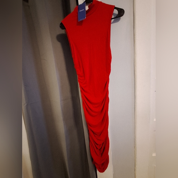 Floerns Women's long red stretchy dress with rushing down sides - Picture 1 of 5